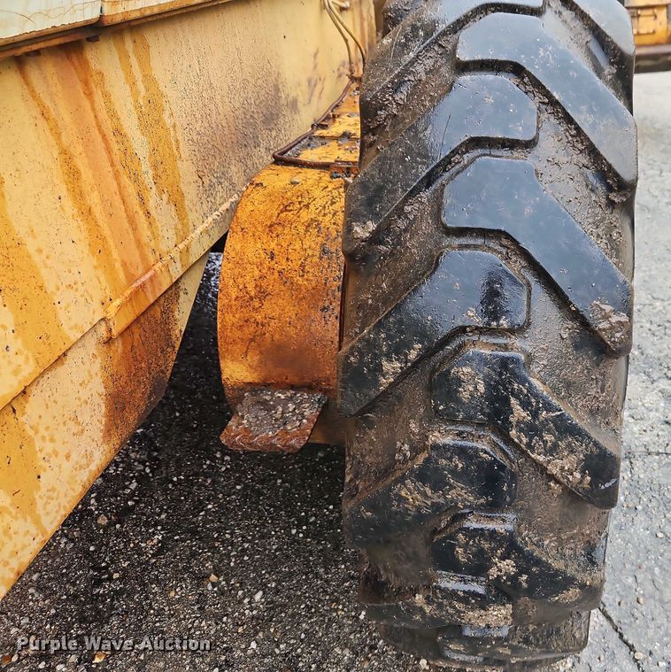 image for item EB8100 Galion Dresser A500 motor grader