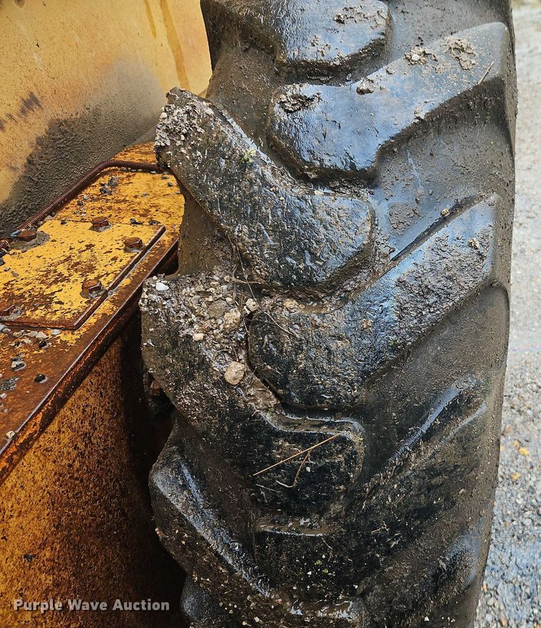 image for item EB8100 Galion Dresser A500 motor grader