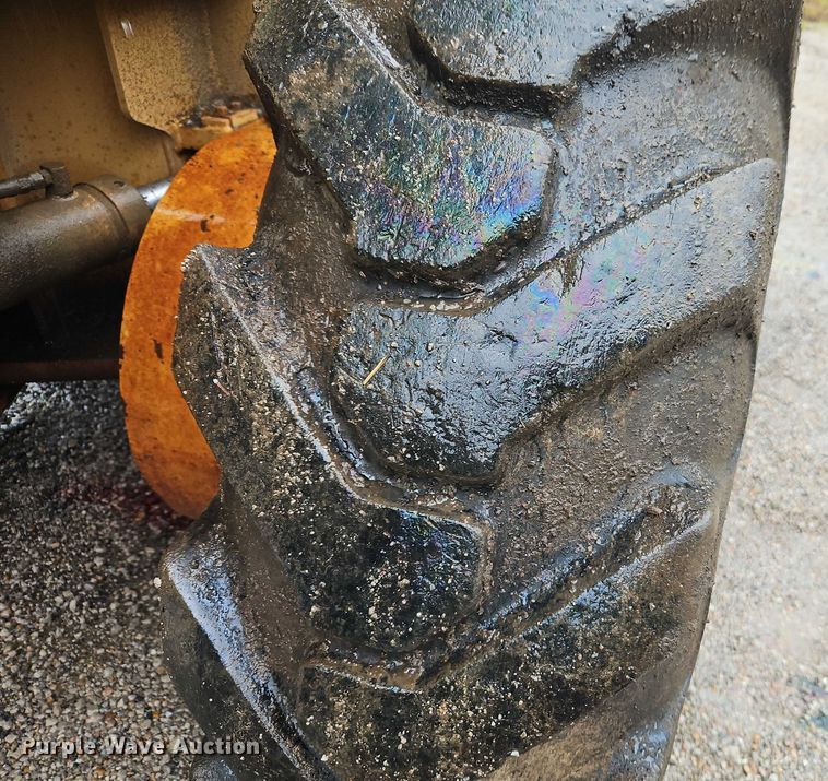 image for item EB8100 Galion Dresser A500 motor grader