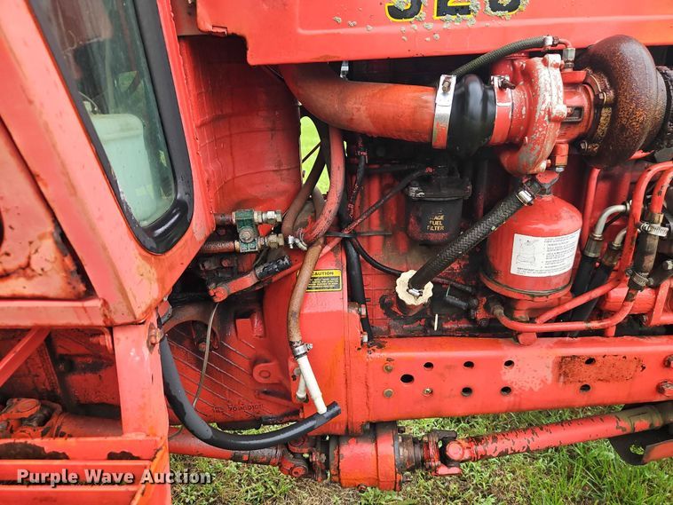 image for item EB8103 Belarus 925 MFWD tractor