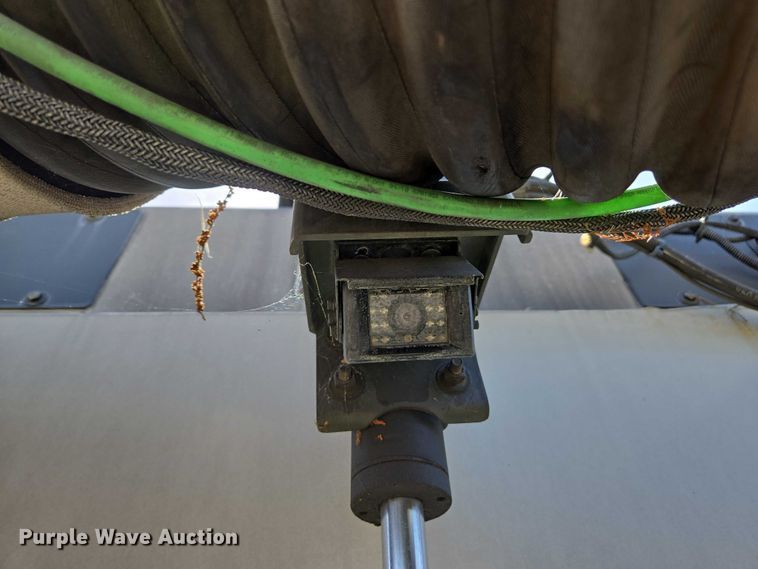 image for item EC1034 2010 Elgin 3300 street sweeper truck