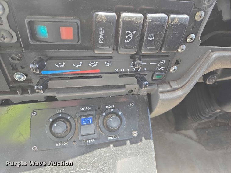 image for item EC1034 2010 Elgin 3300 street sweeper truck