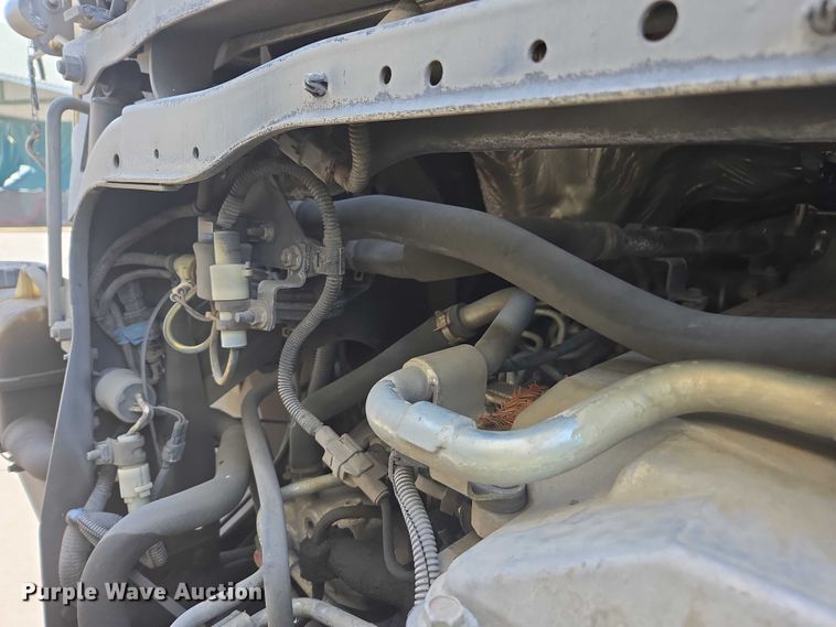 image for item EC1034 2010 Elgin 3300 street sweeper truck