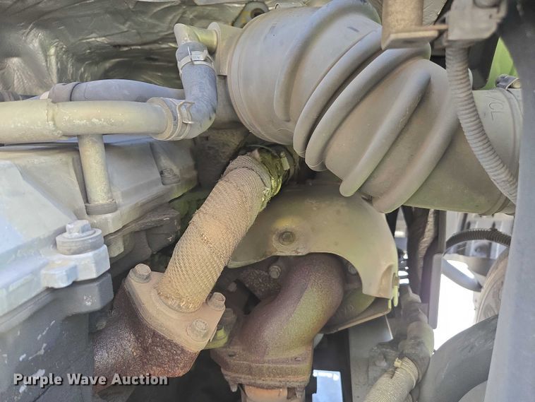 image for item EC1034 2010 Elgin 3300 street sweeper truck