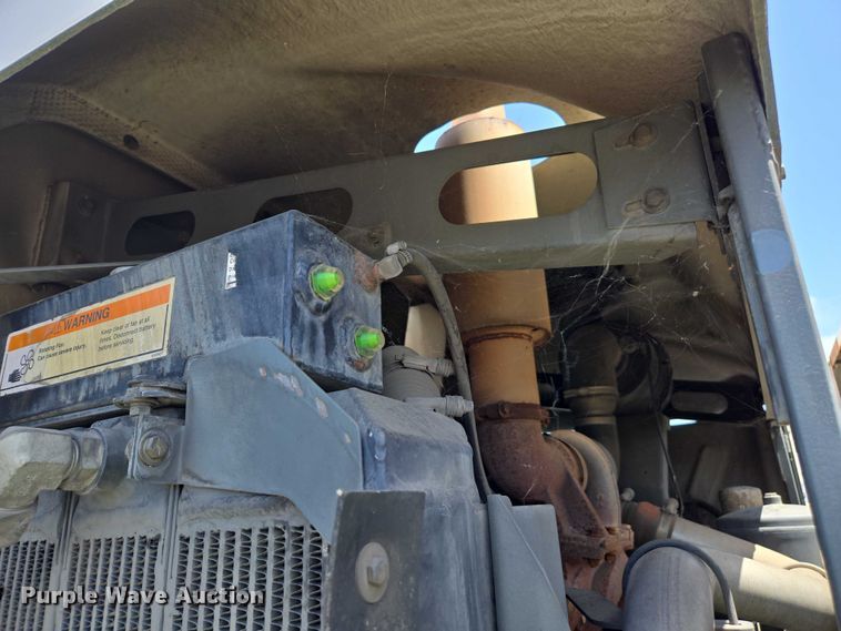 image for item EC1034 2010 Elgin 3300 street sweeper truck