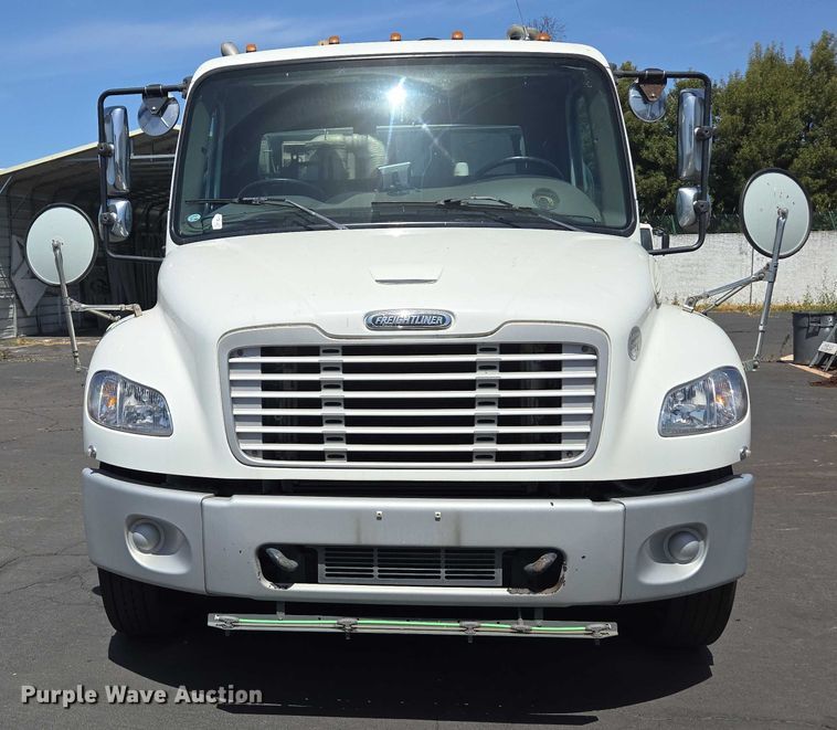 image for item EC1035 2012 Freightliner Business Class M2 street sweeper truck