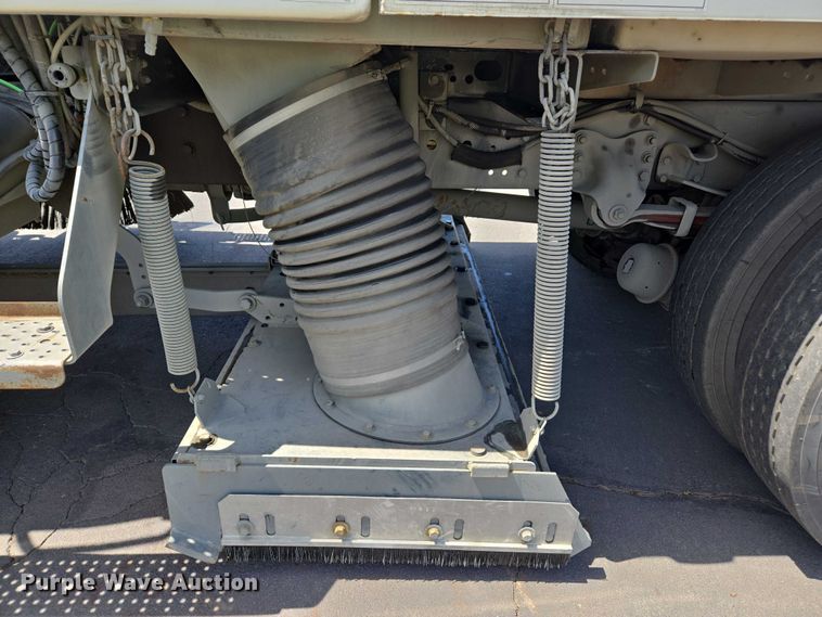 image for item EC1035 2012 Freightliner Business Class M2 street sweeper truck