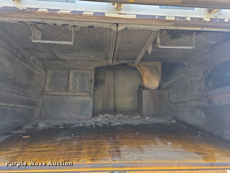 image for item EC1035 2012 Freightliner Business Class M2 street sweeper truck