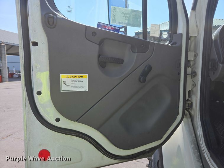 image for item EC1035 2012 Freightliner Business Class M2 street sweeper truck