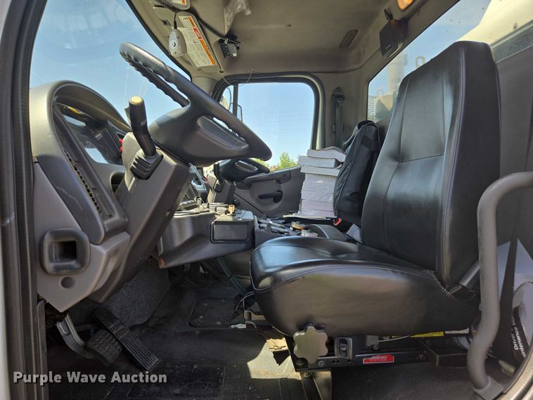 image for item EC1035 2012 Freightliner Business Class M2 street sweeper truck