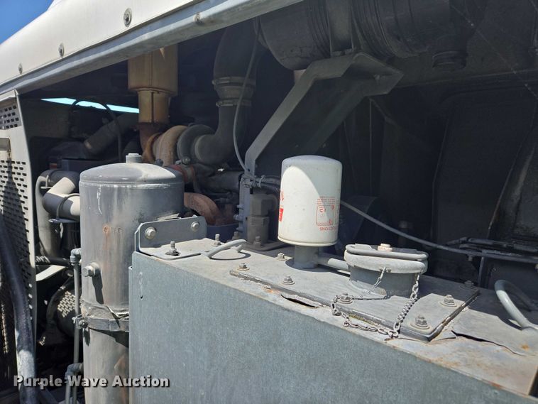 image for item EC1035 2012 Freightliner Business Class M2 street sweeper truck