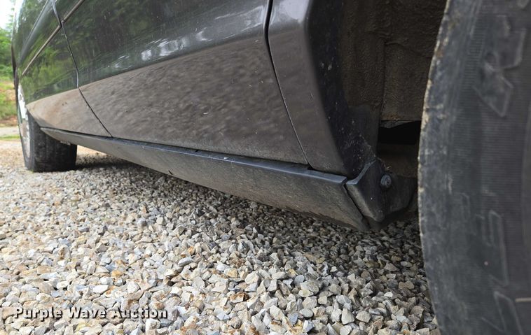 image for item ED1989 2002 Ford Crown Victoria Police Interceptor 