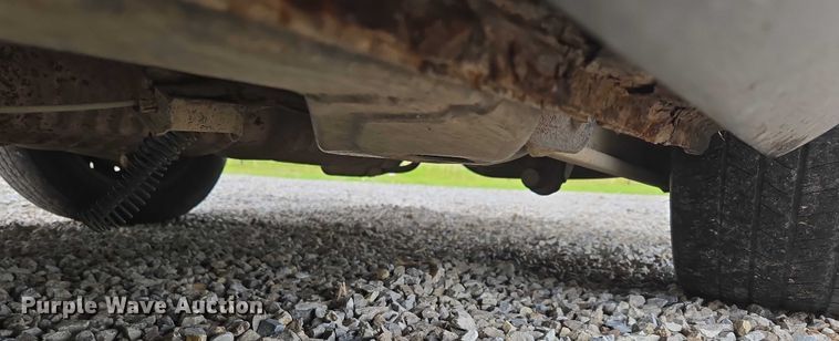 image for item ED1989 2002 Ford Crown Victoria Police Interceptor 