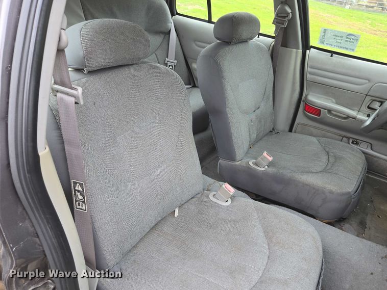 image for item ED1989 2002 Ford Crown Victoria Police Interceptor 