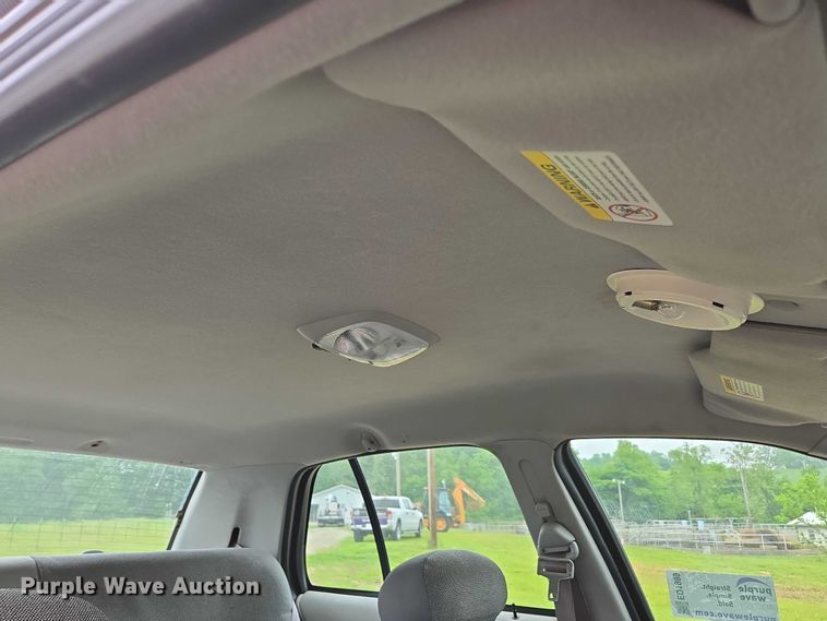 image for item ED1989 2002 Ford Crown Victoria Police Interceptor 