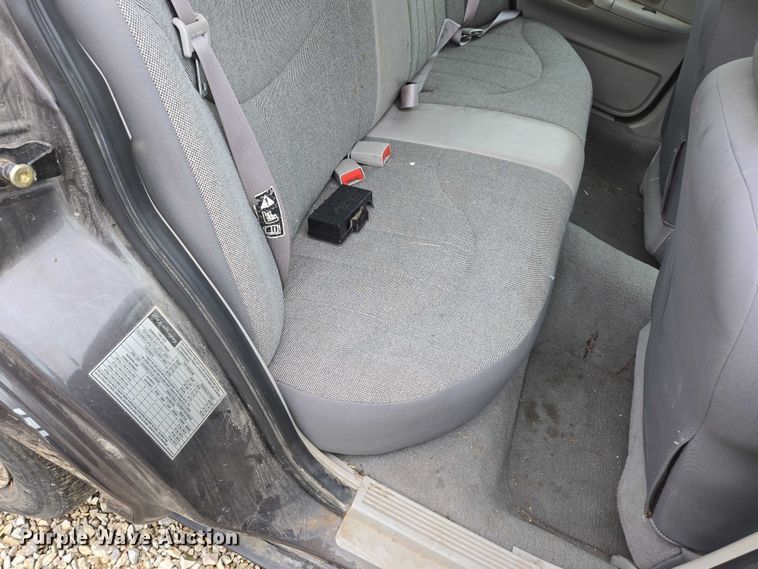 image for item ED1989 2002 Ford Crown Victoria Police Interceptor 