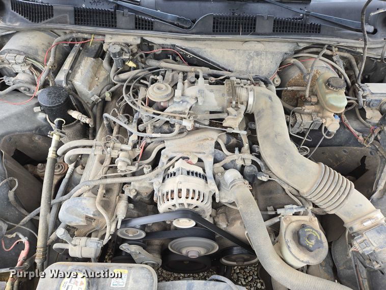 image for item ED1989 2002 Ford Crown Victoria Police Interceptor 