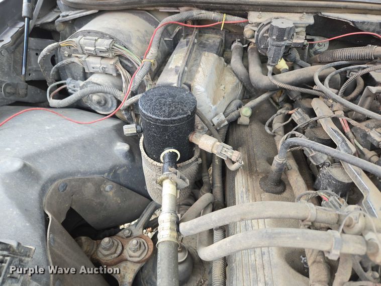 image for item ED1989 2002 Ford Crown Victoria Police Interceptor 