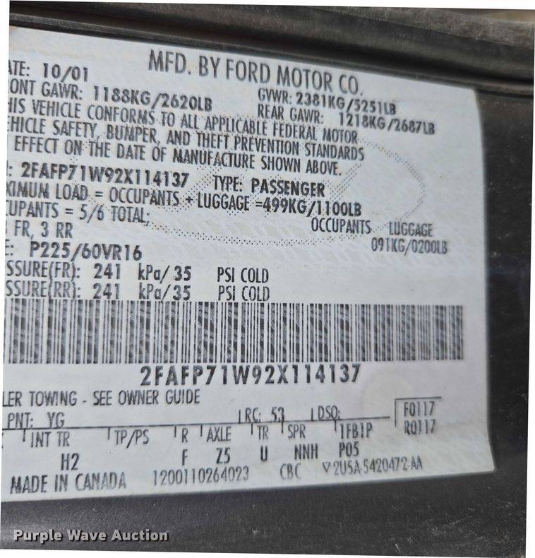 image for item ED1989 2002 Ford Crown Victoria Police Interceptor 