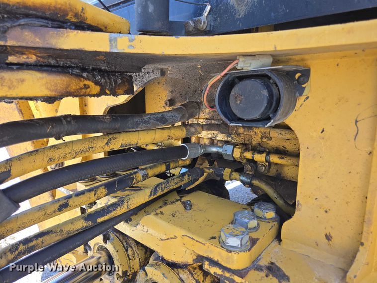 image for item ED1996 1999 Caterpillar 416C backhoe