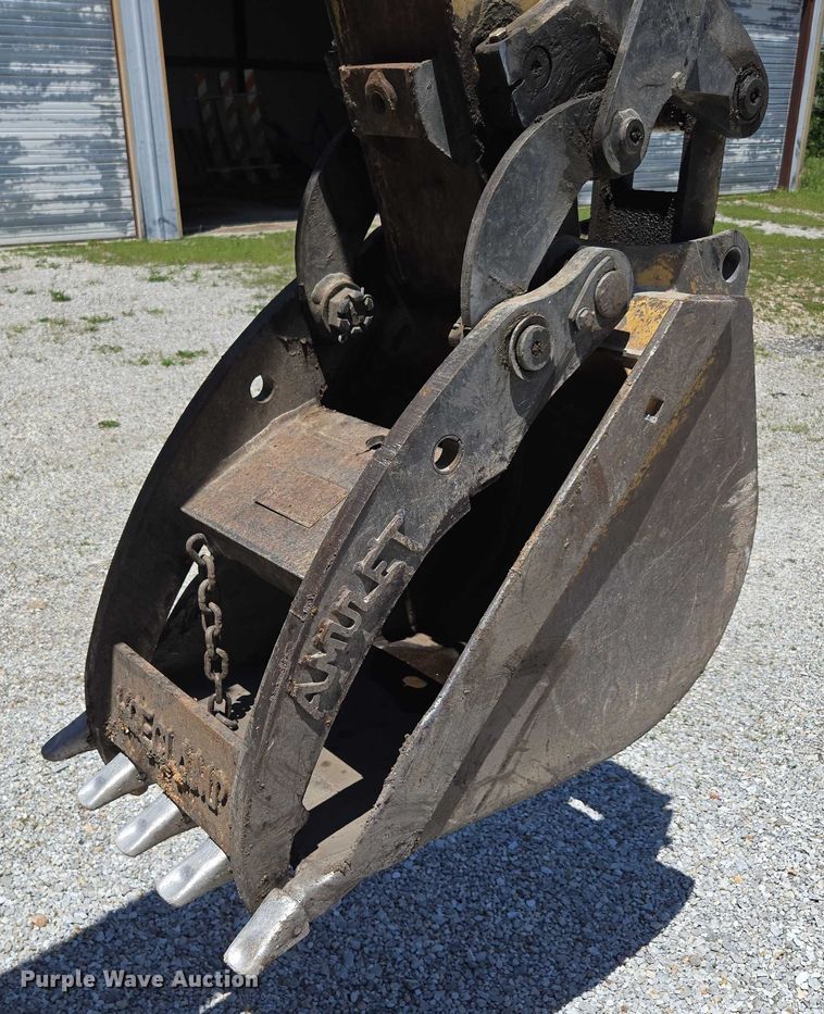 image for item ED1996 1999 Caterpillar 416C backhoe