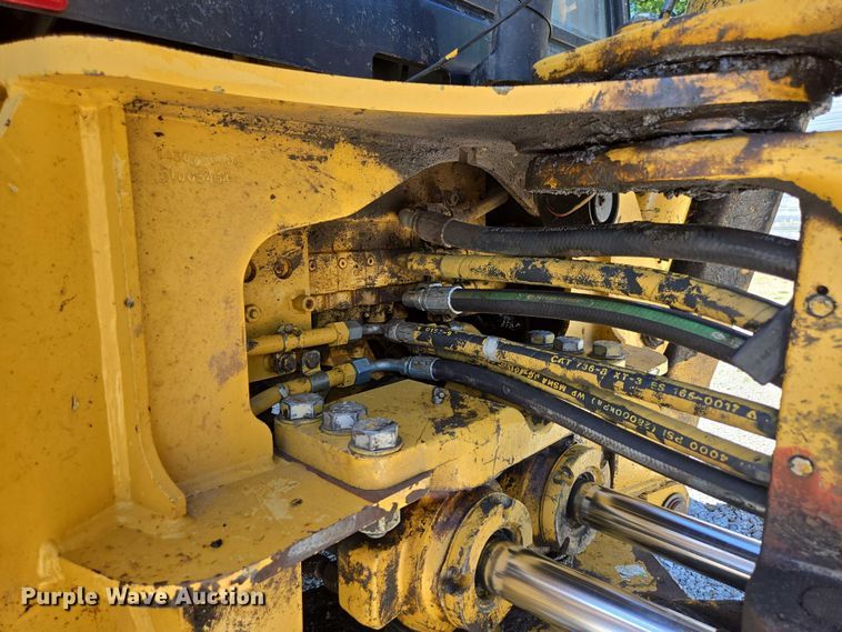 image for item ED1996 1999 Caterpillar 416C backhoe