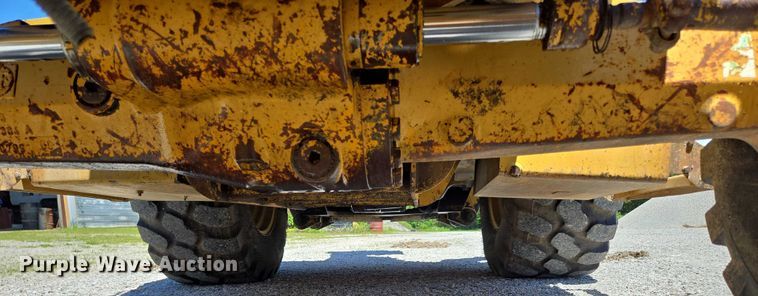 image for item ED1996 1999 Caterpillar 416C backhoe