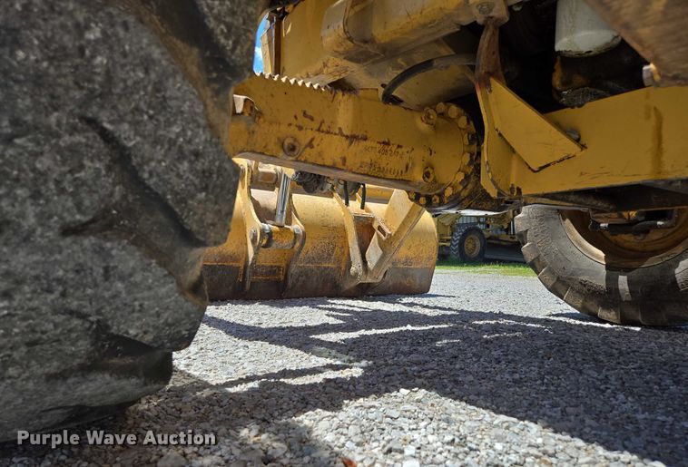 image for item ED1996 1999 Caterpillar 416C backhoe