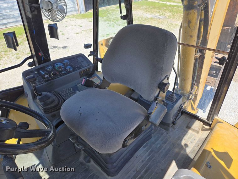 image for item ED1996 1999 Caterpillar 416C backhoe