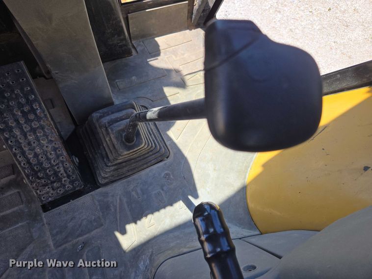 image for item ED1996 1999 Caterpillar 416C backhoe