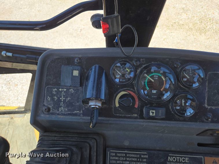 image for item ED1996 1999 Caterpillar 416C backhoe