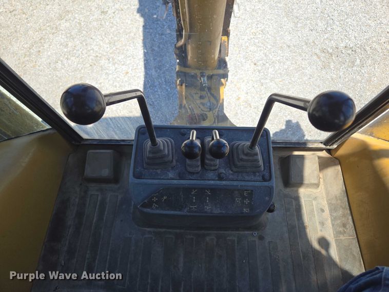 image for item ED1996 1999 Caterpillar 416C backhoe