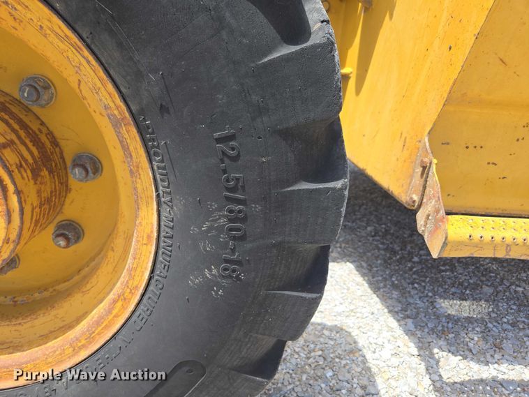 image for item ED1996 1999 Caterpillar 416C backhoe