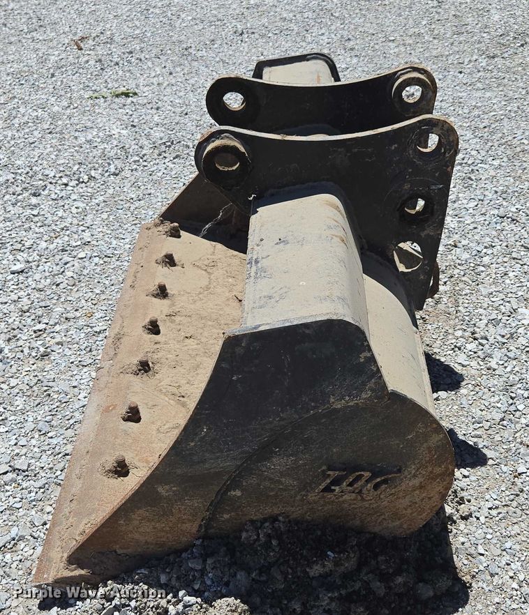 image for item ED1996 1999 Caterpillar 416C backhoe