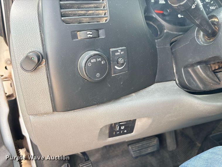 image for item EF3115 2009 Chevrolet Silverado 1500 pickup truck