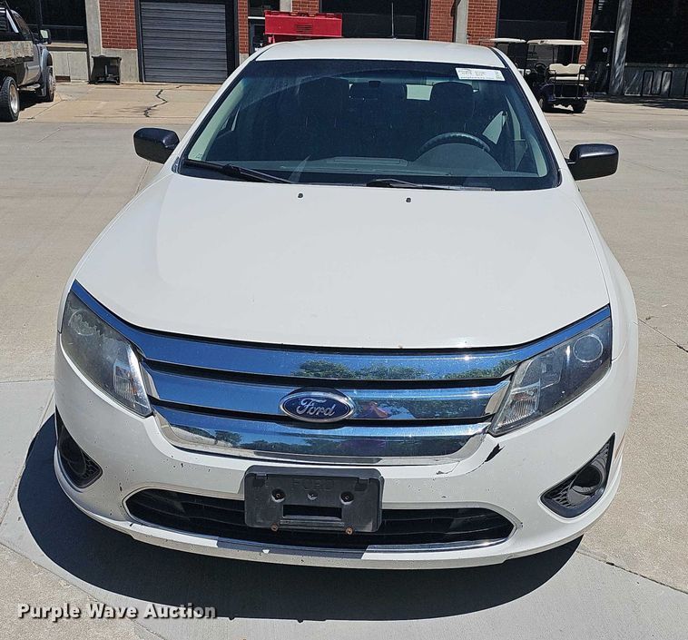 image for item EF3521 2010 Ford Fusion S 