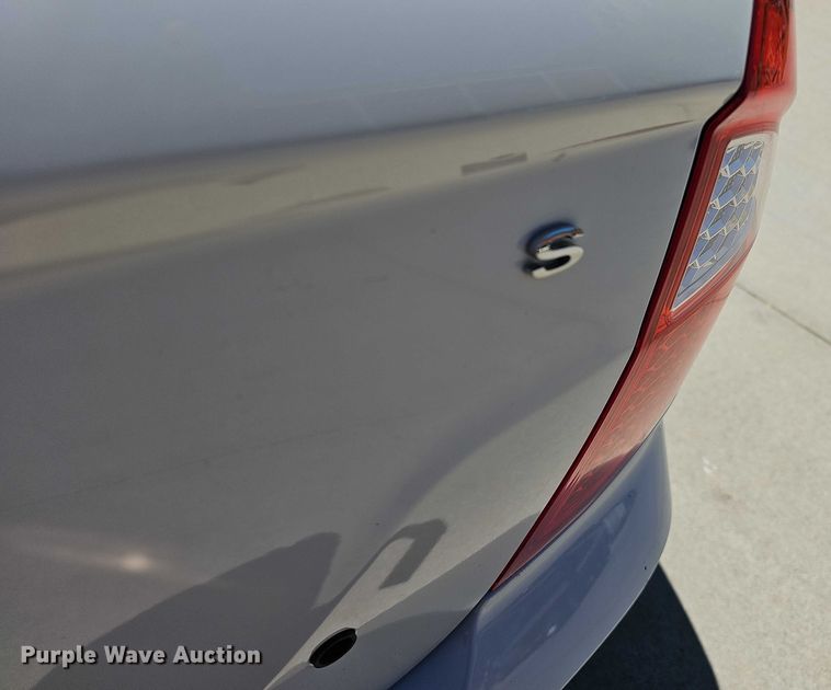 image for item EF3521 2010 Ford Fusion S 