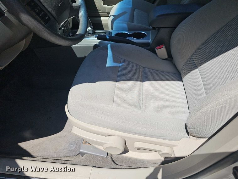 image for item EF3521 2010 Ford Fusion S 