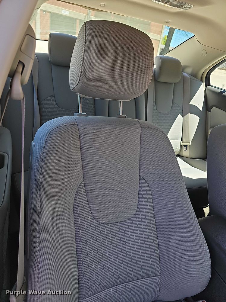 image for item EF3521 2010 Ford Fusion S 