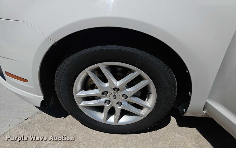 image for item EF3521 2010 Ford Fusion S 