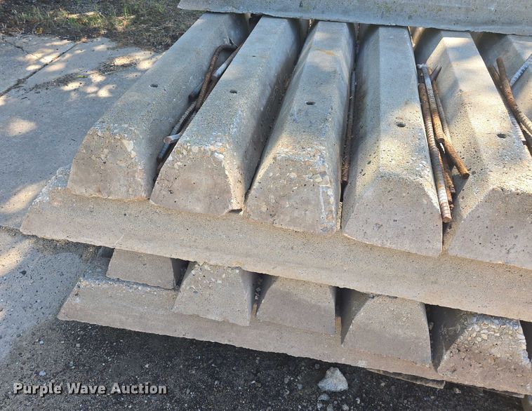 image for item EF3536 Approximately 39 parking blocks