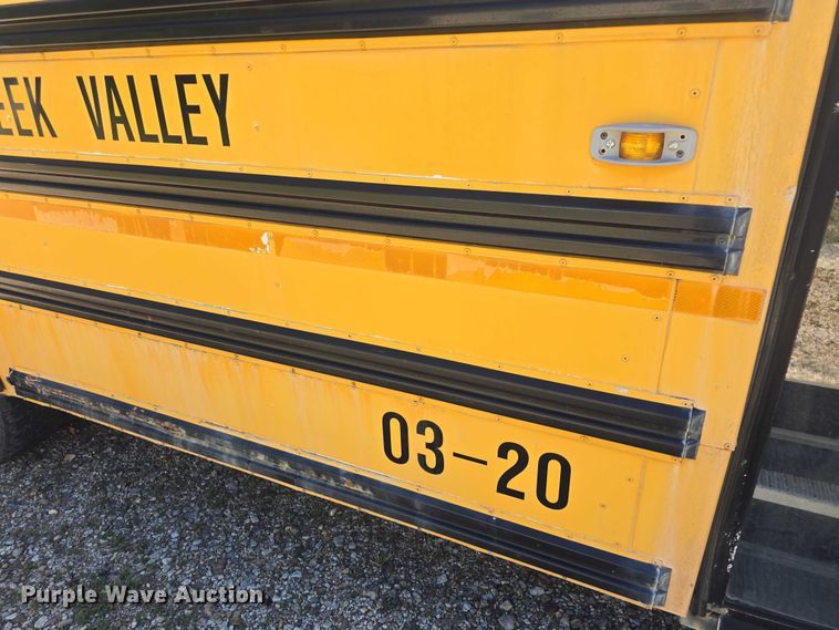 image for item EF3537 2003 Chevrolet Express G3500 school bus