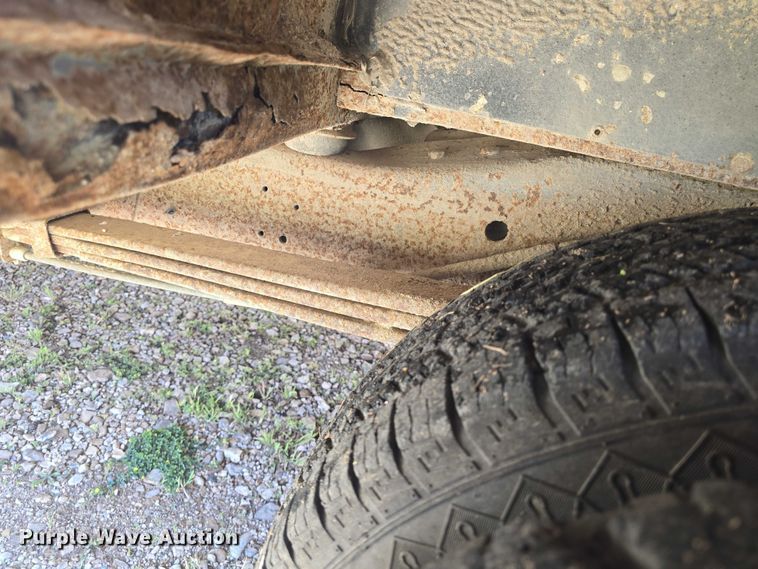 image for item EF3537 2003 Chevrolet Express G3500 school bus