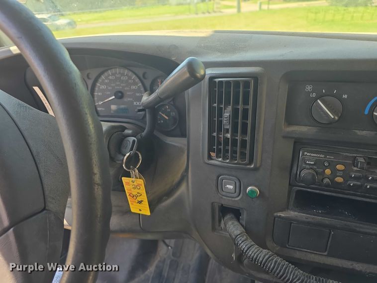 image for item EF3537 2003 Chevrolet Express G3500 school bus