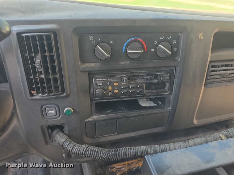 image for item EF3537 2003 Chevrolet Express G3500 school bus