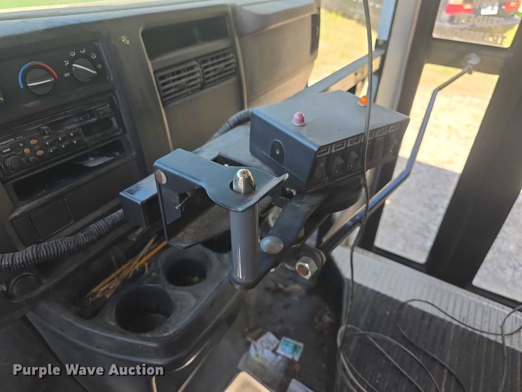 image for item EF3537 2003 Chevrolet Express G3500 school bus