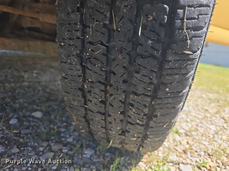 image for item EF3537 2003 Chevrolet Express G3500 school bus