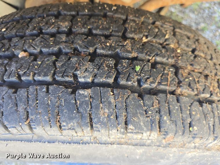 image for item EF3537 2003 Chevrolet Express G3500 school bus