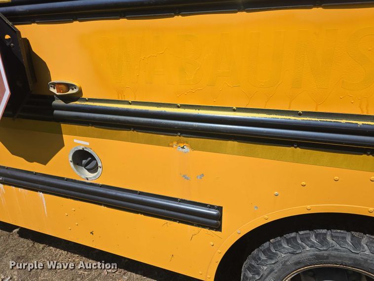 image for item EF3538 2000 GMC Savana G3500 school bus