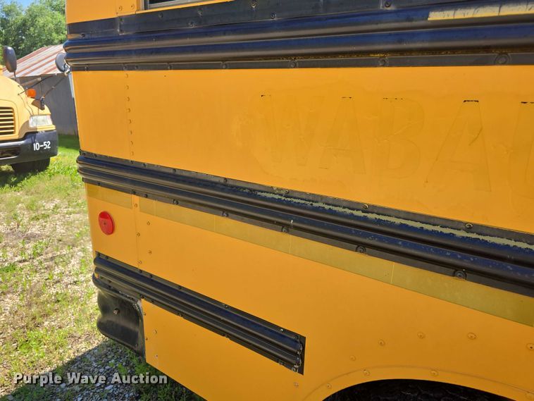image for item EF3538 2000 GMC Savana G3500 school bus